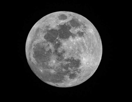 La luna - Historia  y Eclipses