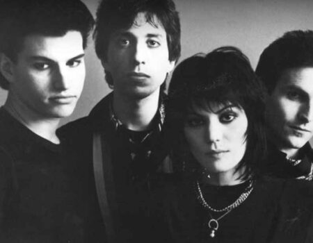 Joan-Jett-&-The-Blackhearts